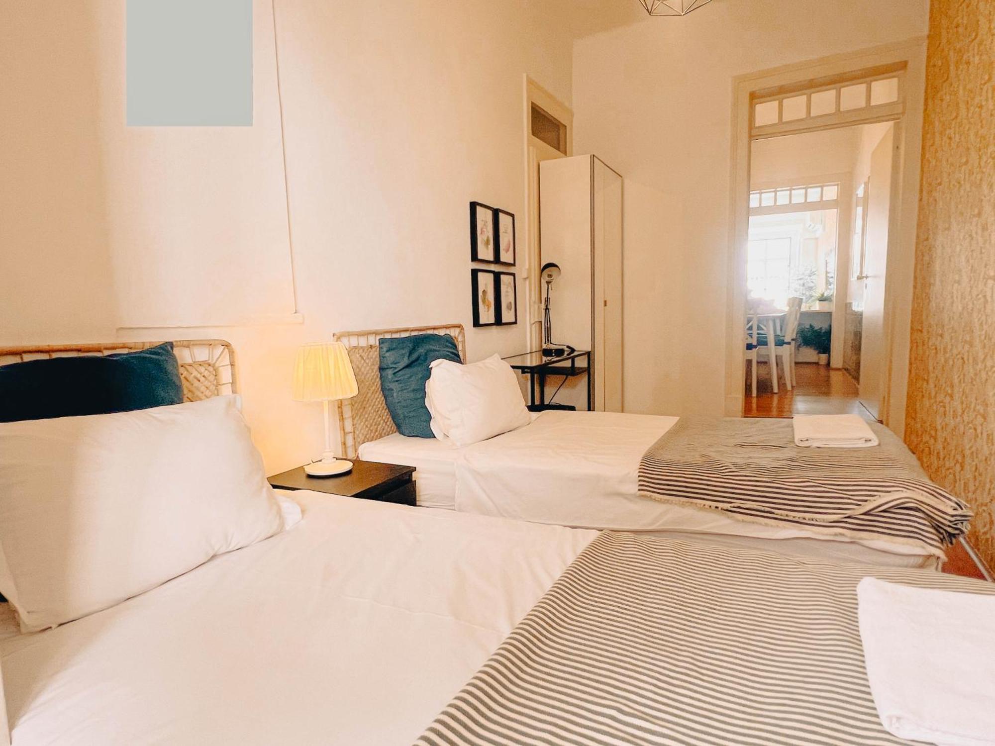 Apartment My Fair - Principe Real With Balcony Lisbon
